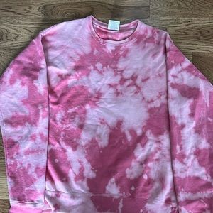 Size M Pink Tie Dye crew neck sweatshirt